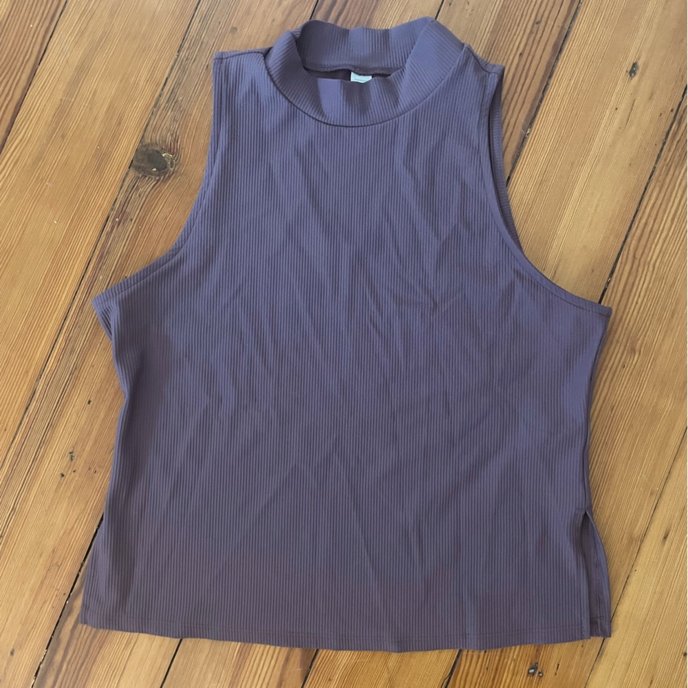 Old Navy Powersoft Go-Dry Rib-Knit Mock-Neck Sleeveless Top, Women’s Large - Picture 4 of 5